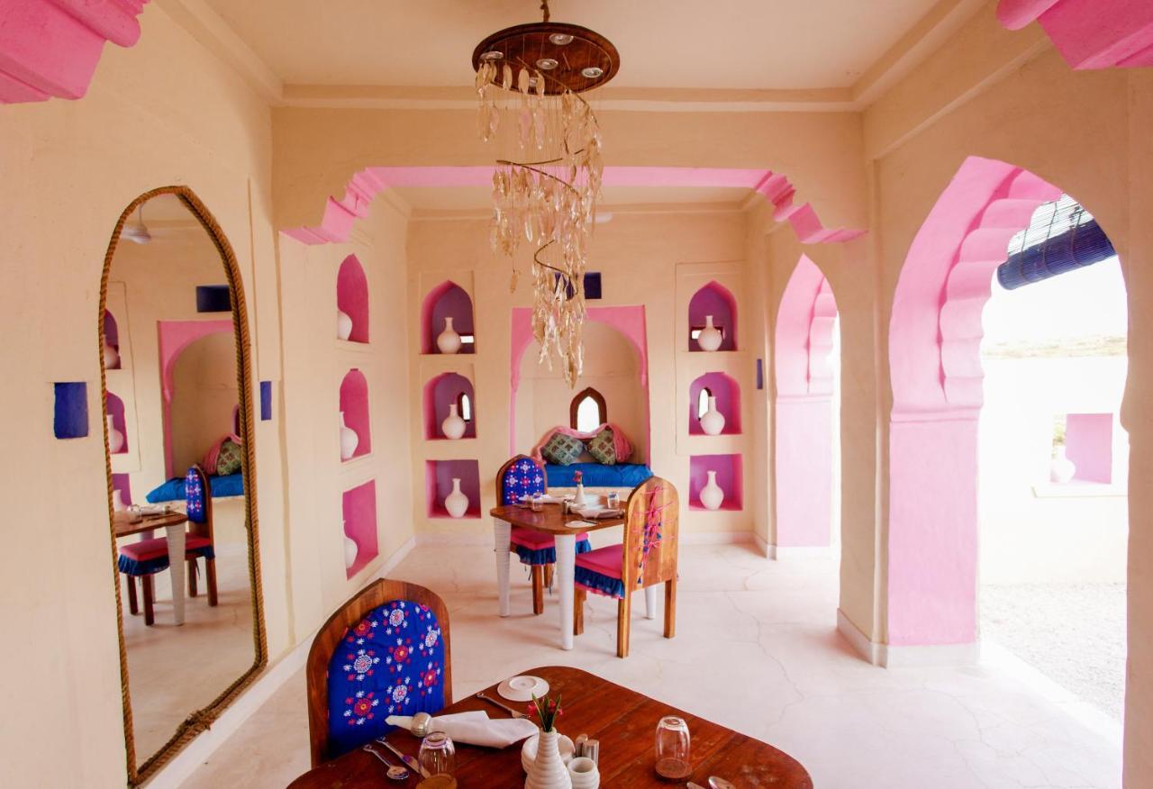 Brij Lakshman Sagar, Pali - Small Luxury Hotels Of The World Raipur  Ngoại thất bức ảnh