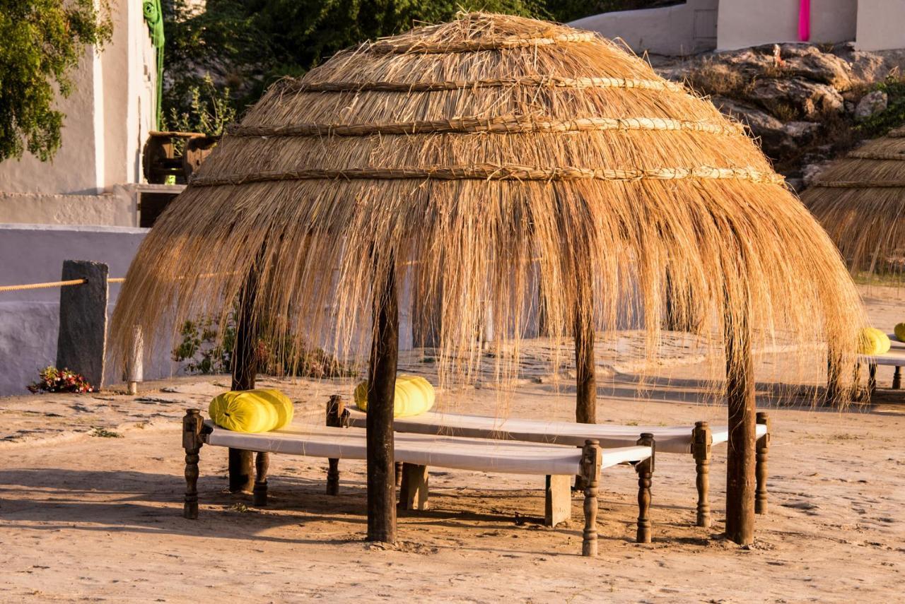Brij Lakshman Sagar, Pali - Small Luxury Hotels Of The World Raipur  Ngoại thất bức ảnh