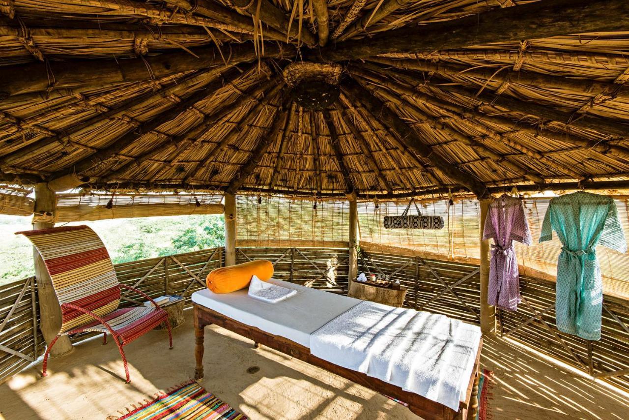 Brij Lakshman Sagar, Pali - Small Luxury Hotels Of The World Raipur  Ngoại thất bức ảnh